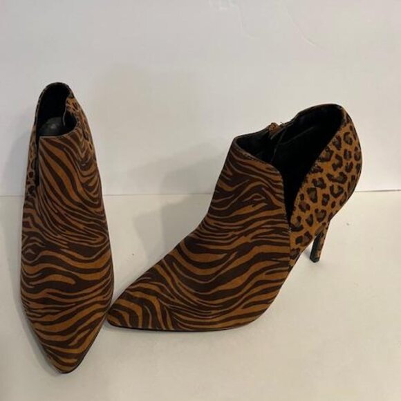 Shoedazzle Animal Print Zebra Cheetah Leopard Ankle Boots Heels Women's size 9 - Picture 2 of 11